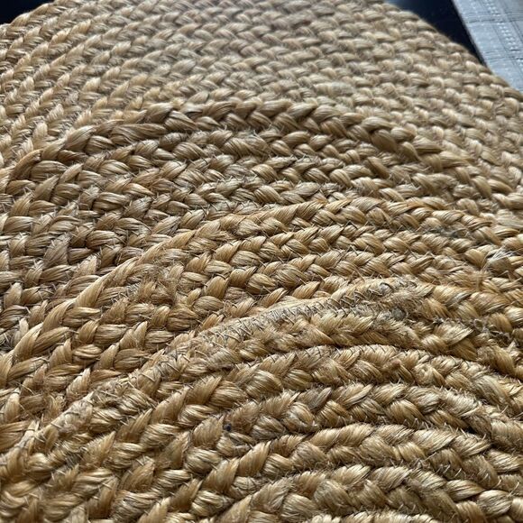 Pier 1 Round Braided Natural Material (4) Placemats - Picture 3 of 4